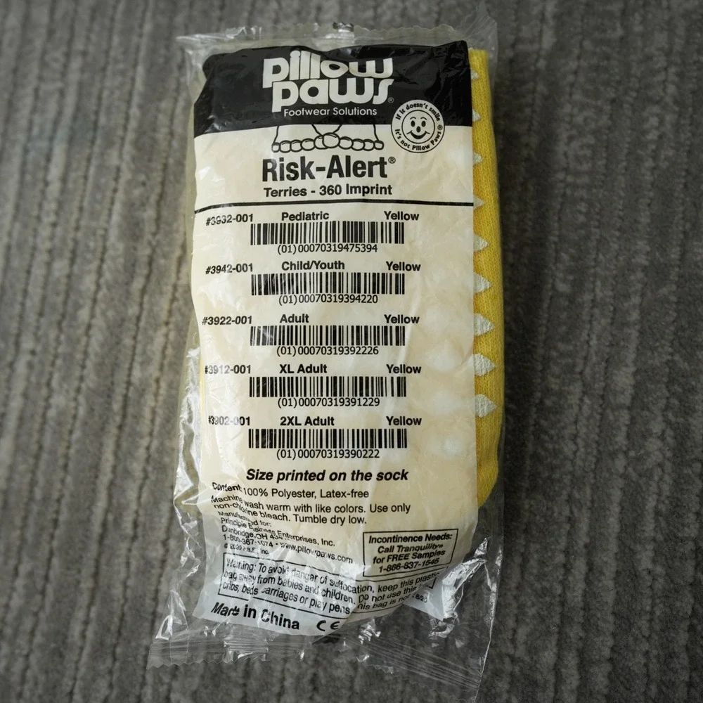 Pillow Paws No Slip Hospital‎ Patient Socks Yellow Risk Alert Yellow Adult XL 3